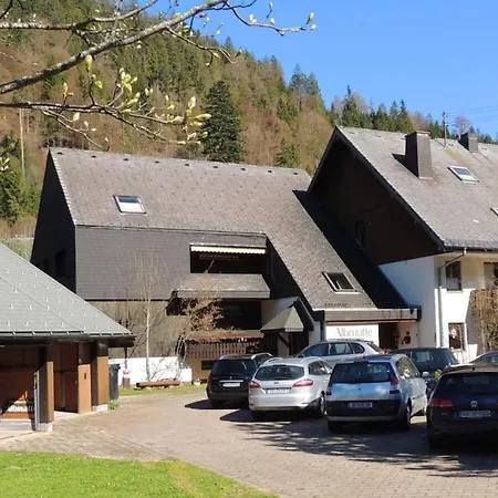 With 1 Bedroom Tatil Evi *