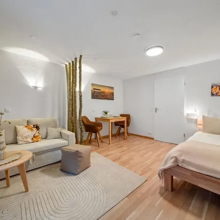 With 1 Bedroom Менценшванд