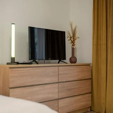 With 1 Bedroom *